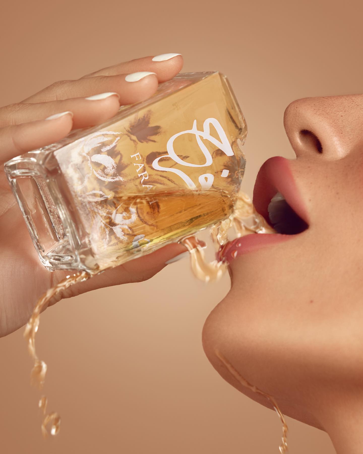 Farah fragrance campaign
